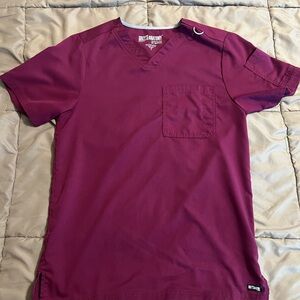 Mens Greys anatomy scrub top small
